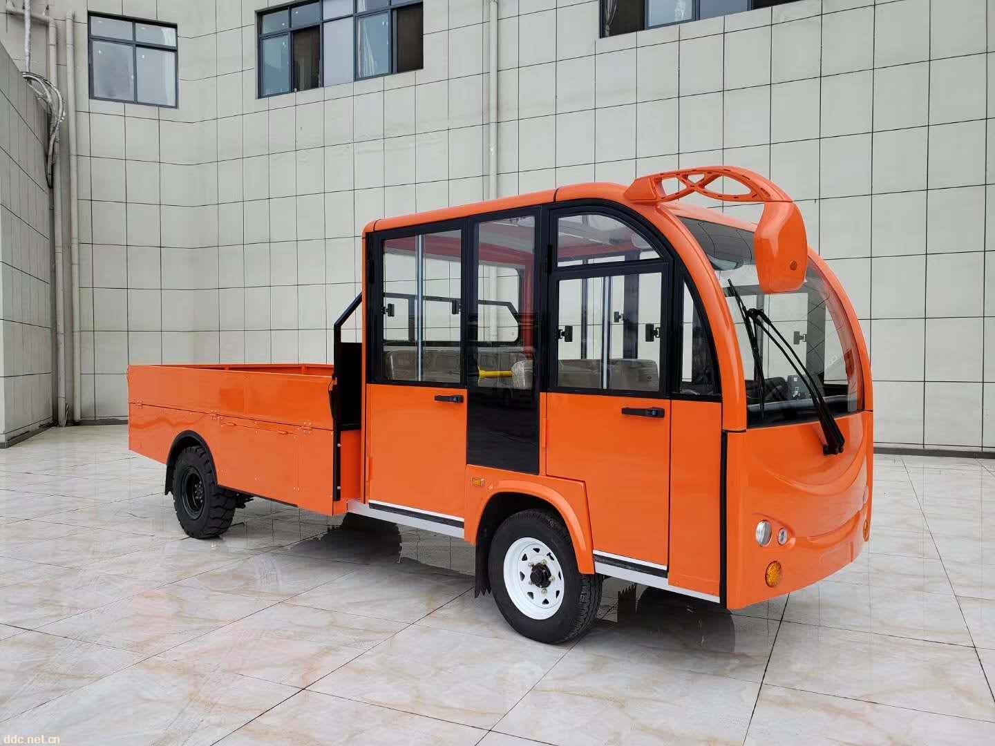 双排驾驶带空调搬运平板车电动货车