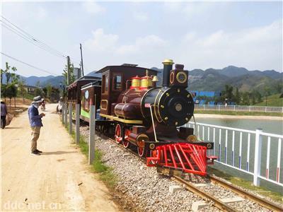 網紅軌道小火車